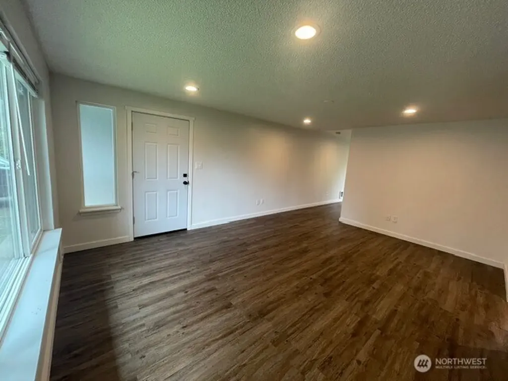7438 Mullen Road SE Lacey WA 98503
