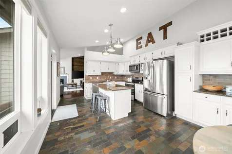 712 Vista View Place East Wenatchee WA 98802