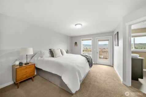 712 Vista View Place East Wenatchee WA 98802