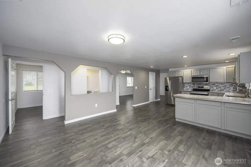 1516 S Husky Drive Moses Lake WA 98837