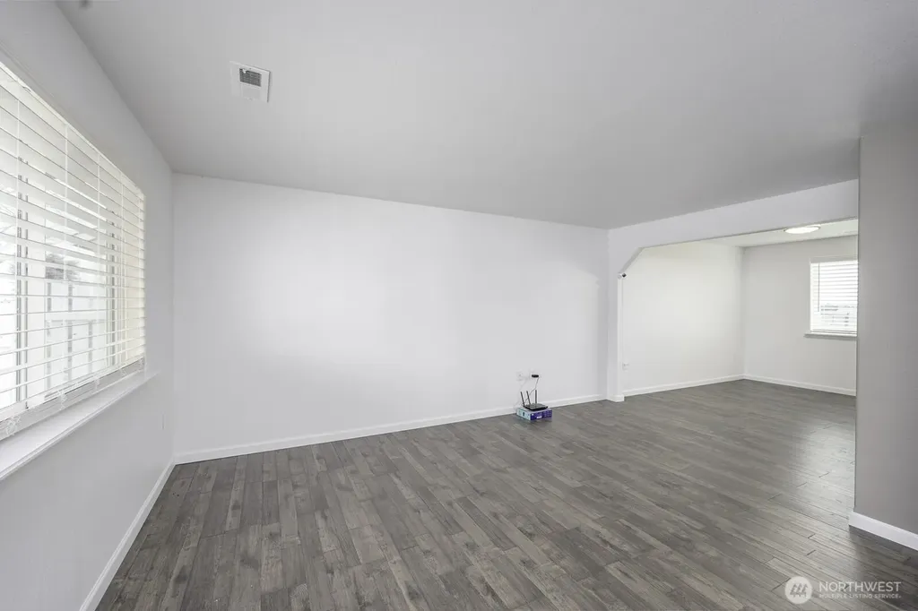 1516 S Husky Drive Moses Lake WA 98837