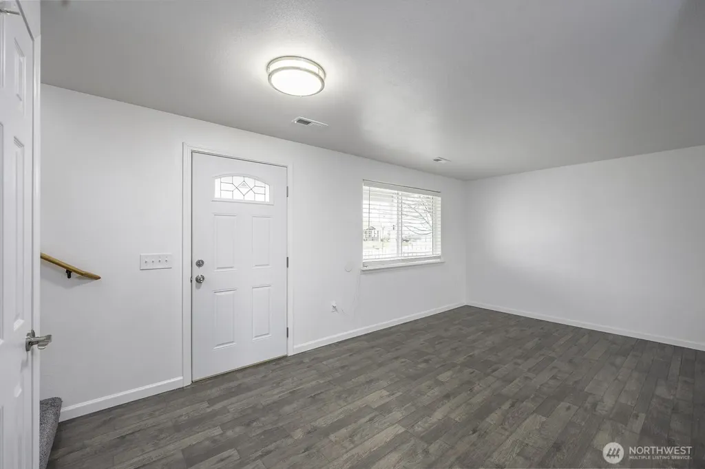 1516 S Husky Drive Moses Lake WA 98837