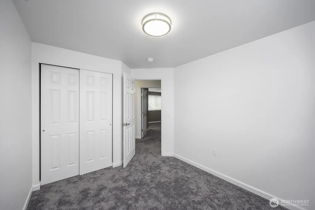 1516 S Husky Drive Moses Lake WA 98837