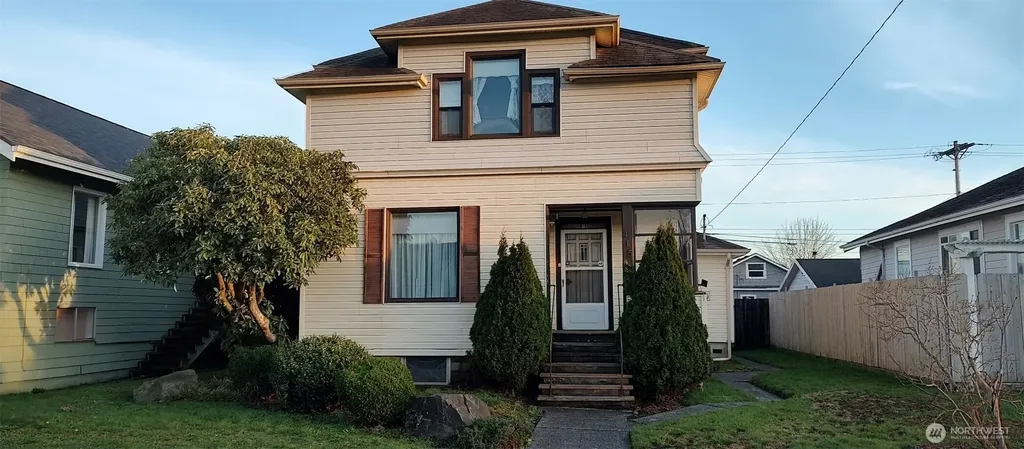 415 W 2nd Street Aberdeen WA 98520