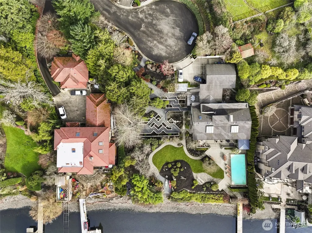 11121 79th Place NE Kirkland WA 98034