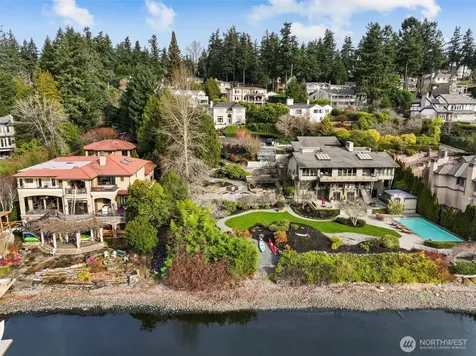 11121 79th Place NE Kirkland WA 98034