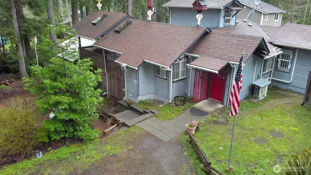 31 E Colvos Pl E Shelton WA 98584