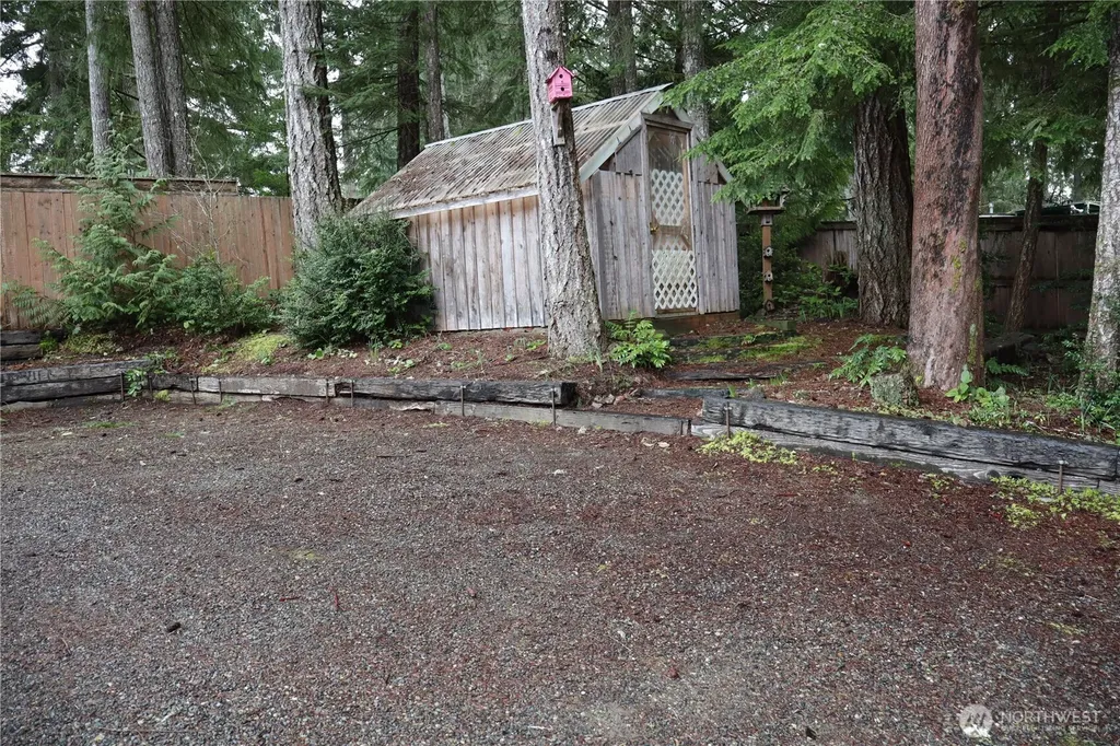 31 E Colvos Pl E Shelton WA 98584