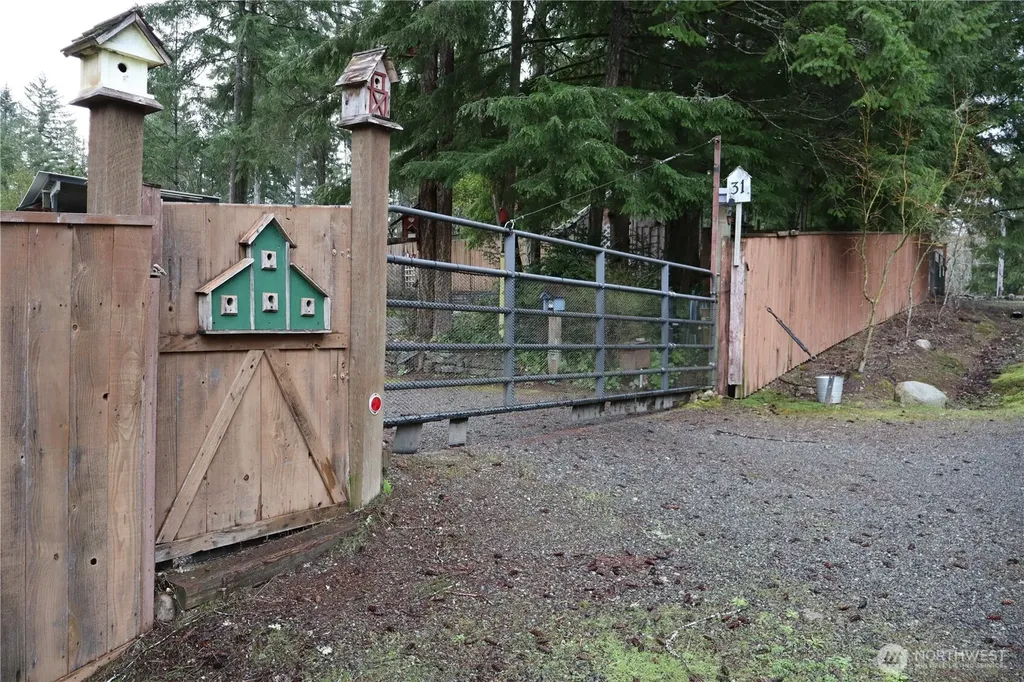 31 E Colvos Pl E Shelton WA 98584