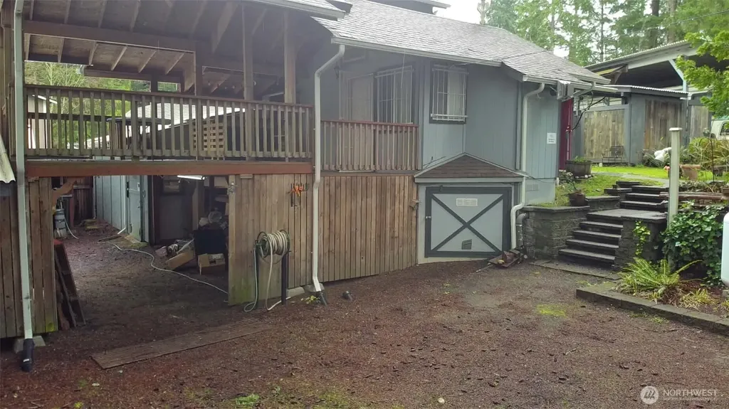 31 E Colvos Pl E Shelton WA 98584