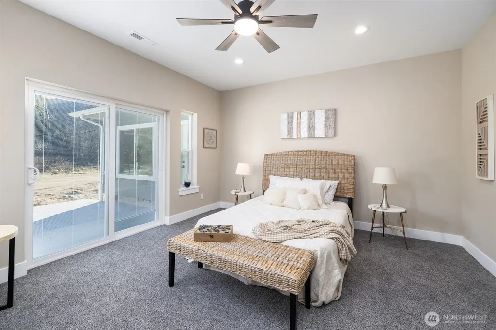 8127 Coyote Springs Lane Sedro Woolley WA 98284