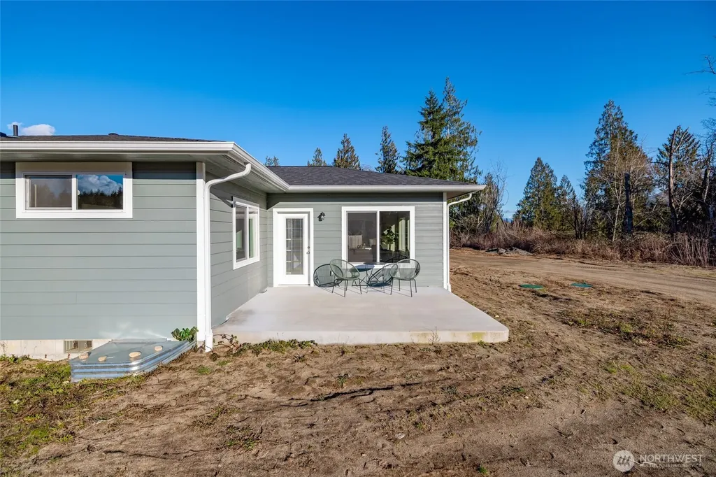 8127 Coyote Springs Lane Sedro Woolley WA 98284