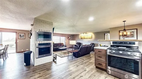 22128 Bulson Road Mount Vernon WA 98274