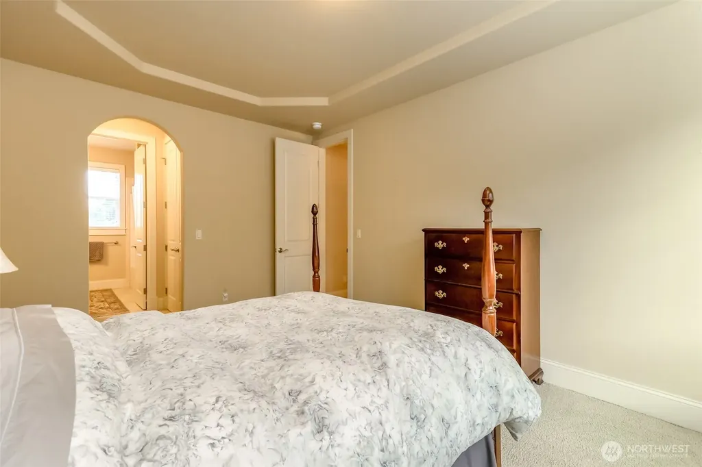 33421 135th Place SE Auburn WA 98092