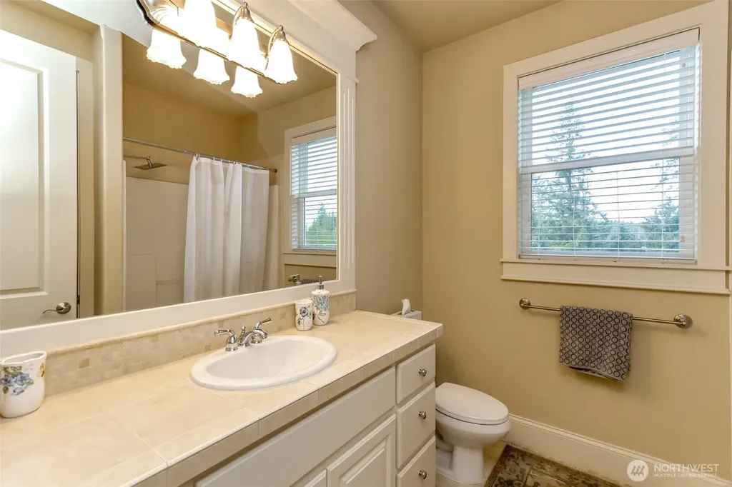 33421 135th Place SE Auburn WA 98092