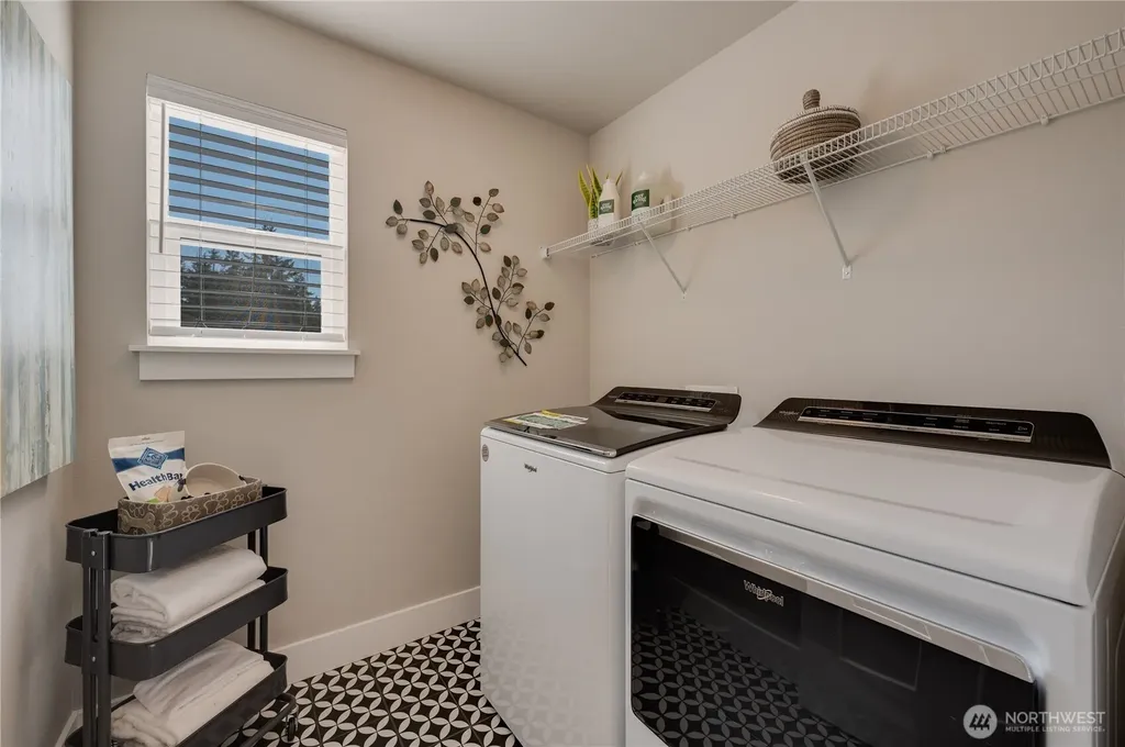 217 156th Place SW Lynnwood WA 98087