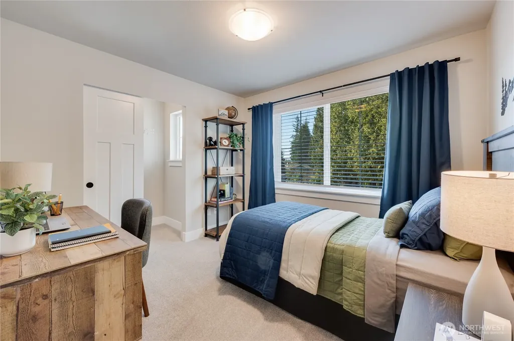 217 156th Place SW Lynnwood WA 98087