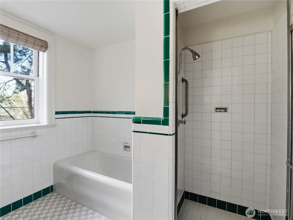 1223 Spring Street Seattle WA 98104