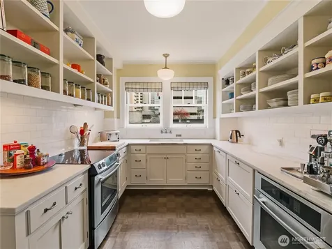 1223 Spring Street Seattle WA 98104