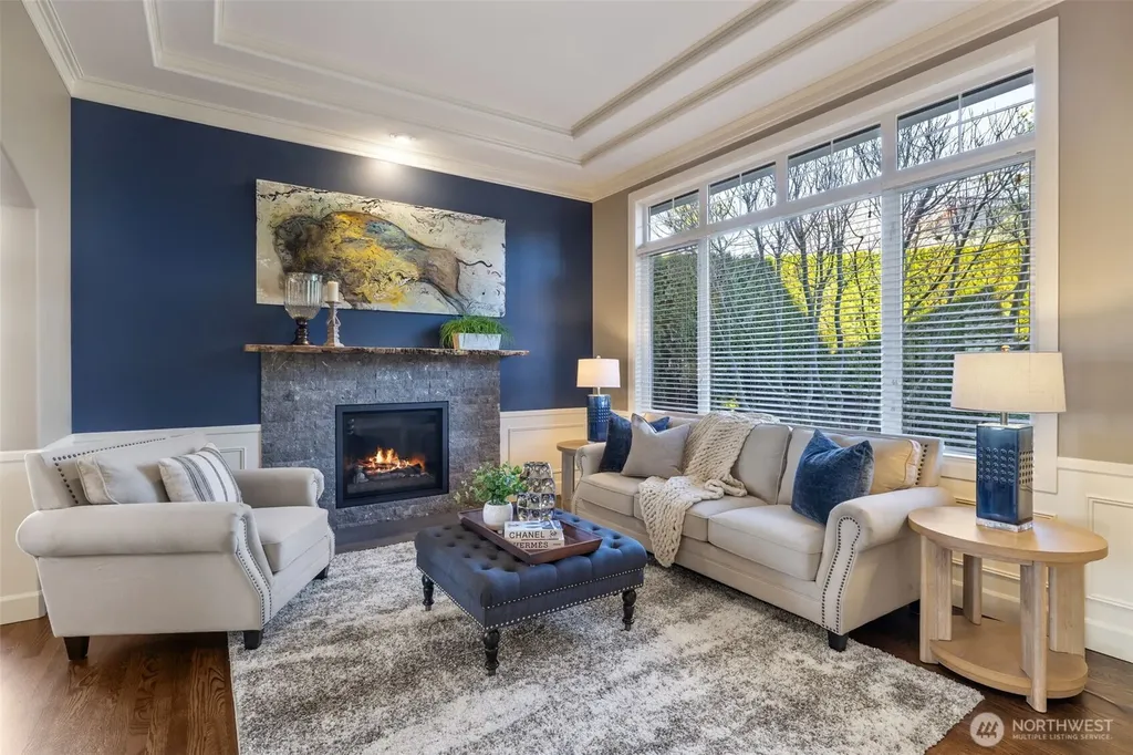 1915 205th Place NE Sammamish WA 98074