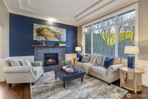 1915 205th Place NE Sammamish WA 98074