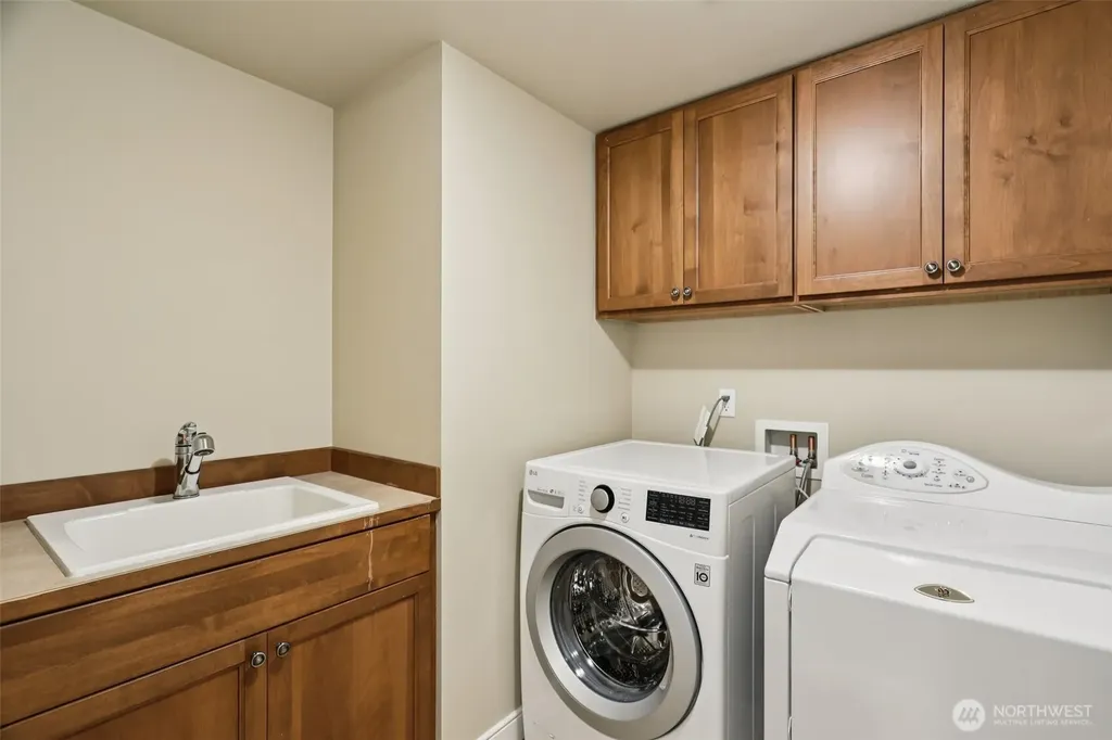 2109 263rd Lane SE Sammamish WA 98075