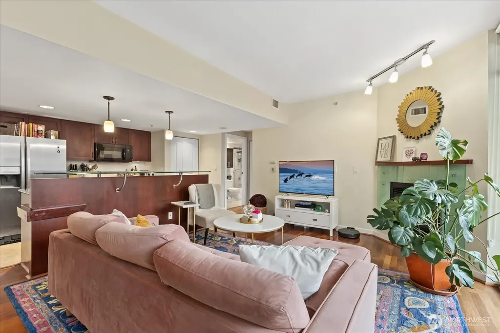 2929 1st Avenue Seattle WA 98121
