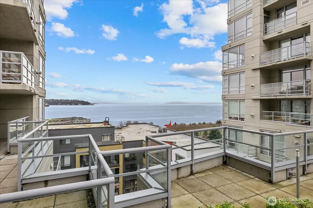 2929 1st Avenue Seattle WA 98121
