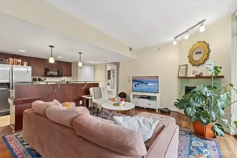 2929 1st Avenue Seattle WA 98121