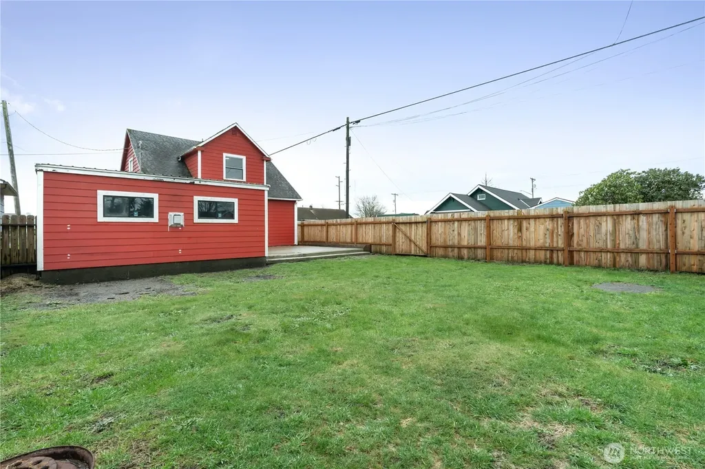 508 30th Street Hoquiam WA 98550