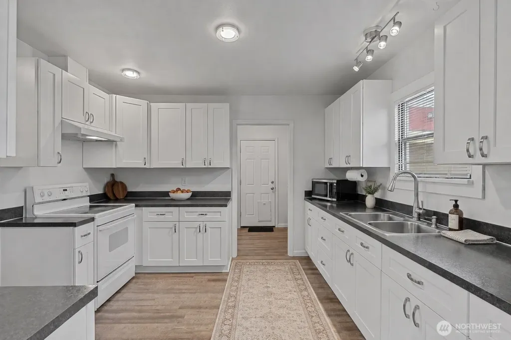 508 30th Street Hoquiam WA 98550