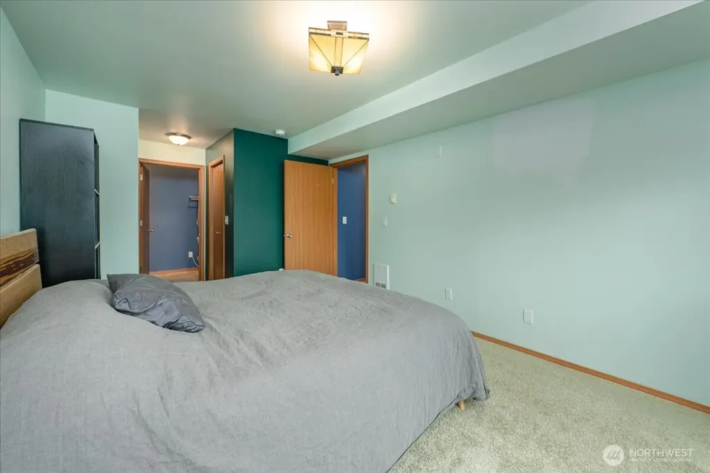 11532 15th Avenue NE Seattle WA 98125