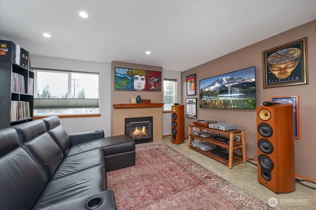 11532 15th Avenue NE Seattle WA 98125
