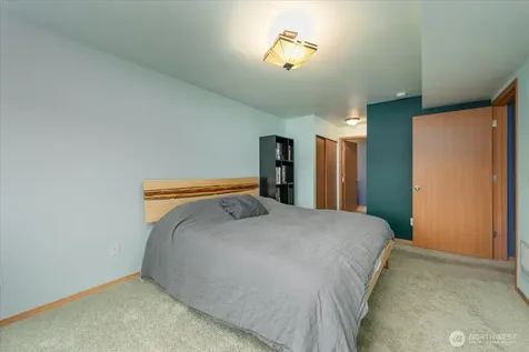 11532 15th Avenue NE Seattle WA 98125