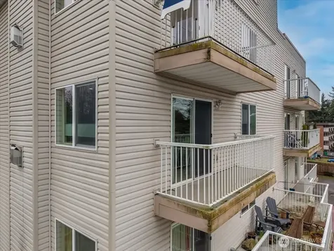 11532 15th Avenue NE Seattle WA 98125