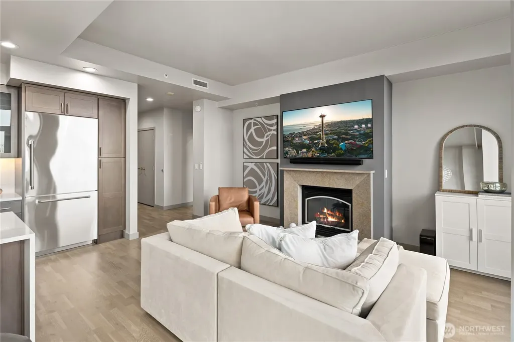 10650 NE 9th Place Bellevue WA 98004
