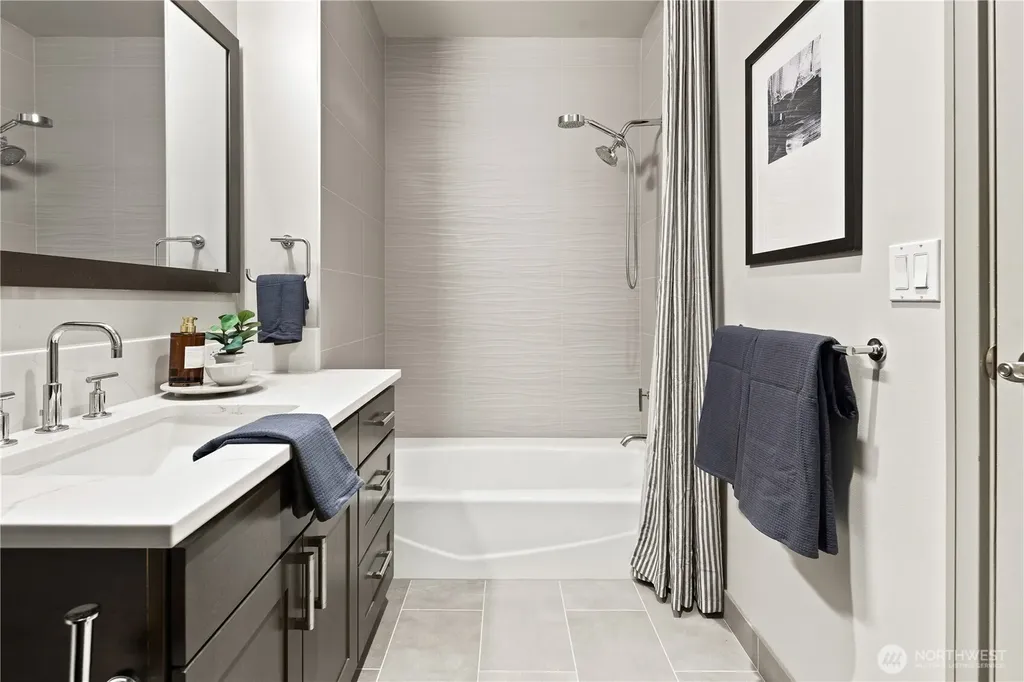 10650 NE 9th Place Bellevue WA 98004
