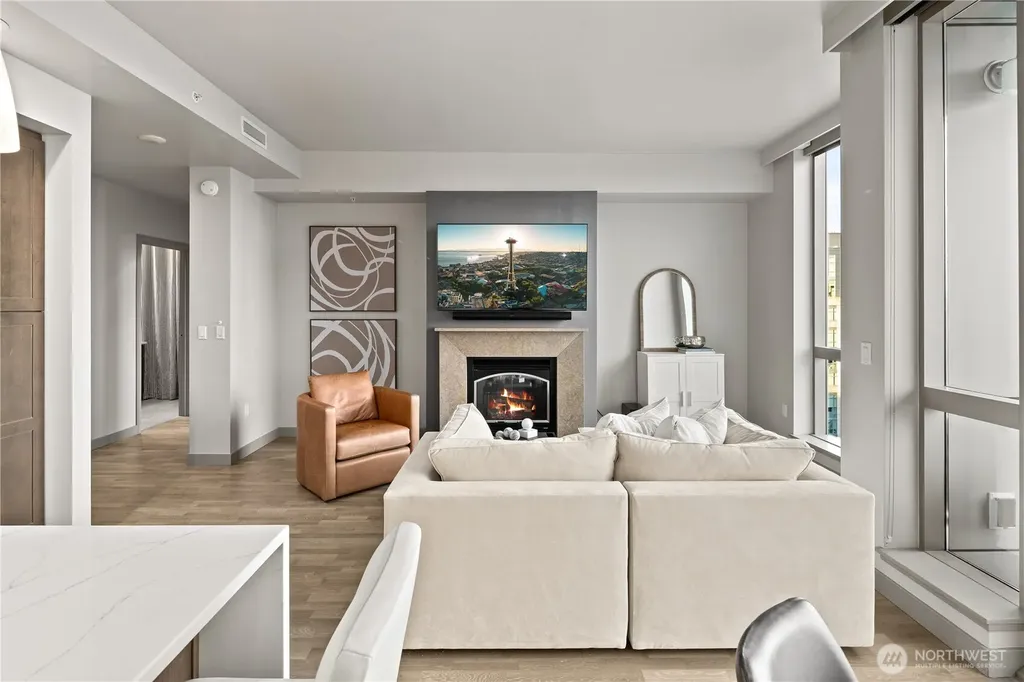 10650 NE 9th Place Bellevue WA 98004