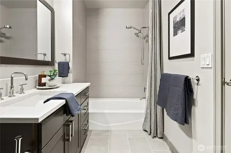 10650 NE 9th Place Bellevue WA 98004