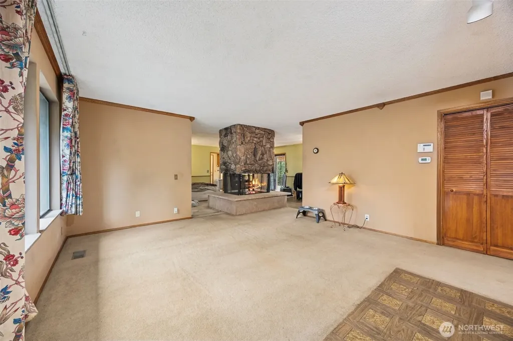 12012 SE 310th Street Auburn WA 98092