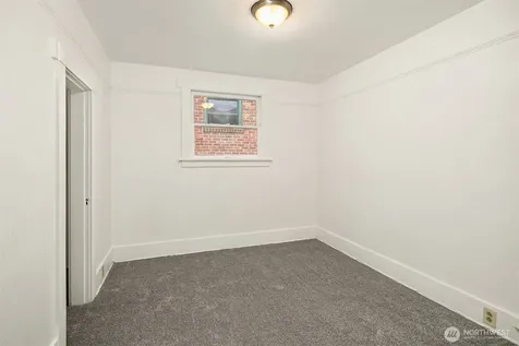 2031 Eastlake Avenue E Seattle WA 98102