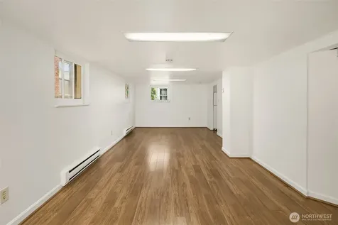 2031 Eastlake Avenue E Seattle WA 98102