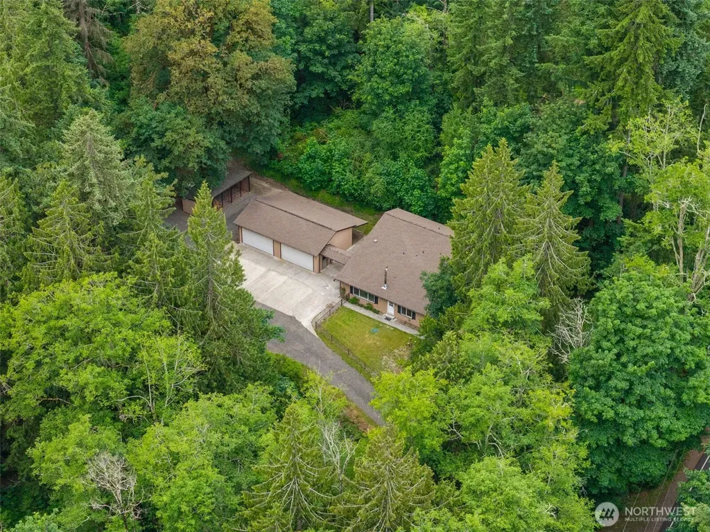 4562 SE Burley Olalla Road Olalla WA 98359