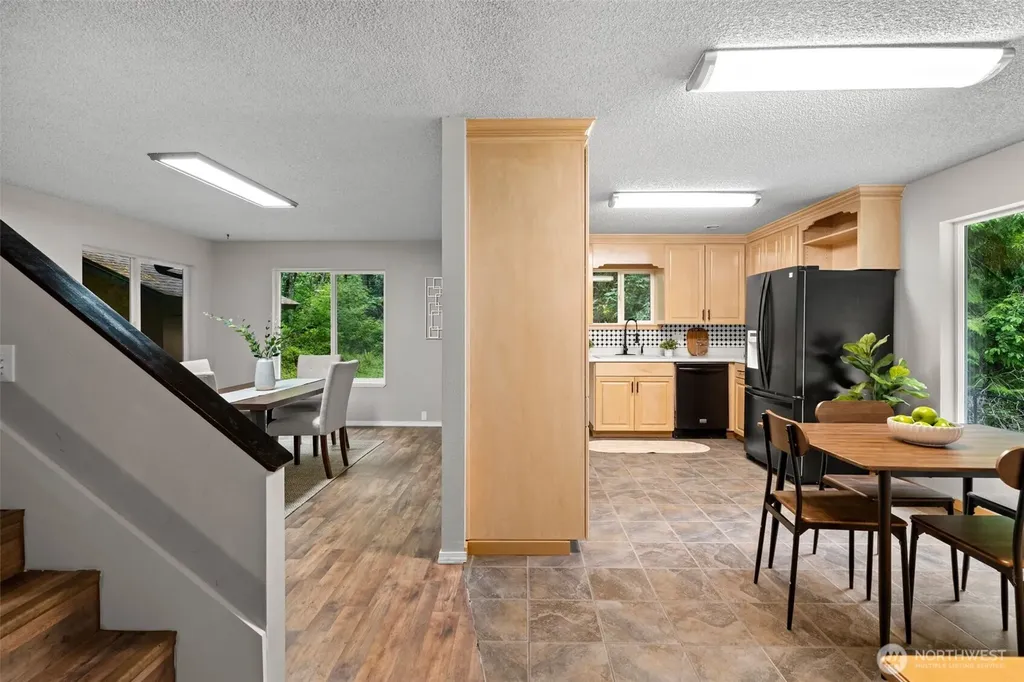 4562 SE Burley Olalla Road Olalla WA 98359