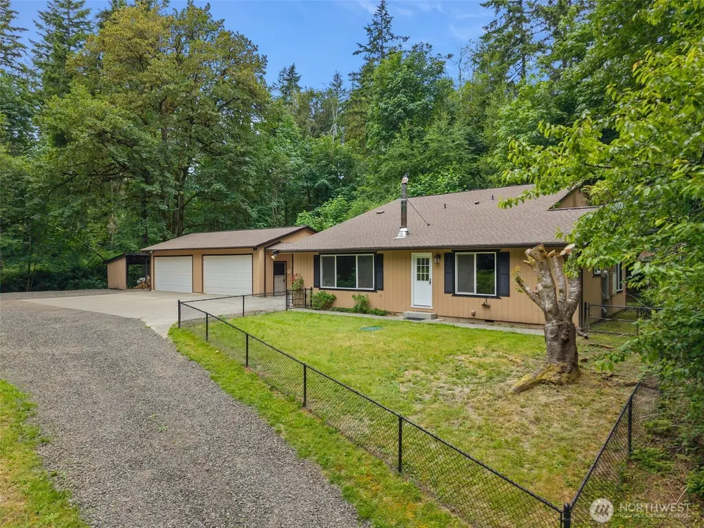 4562 SE Burley Olalla Road Olalla WA 98359