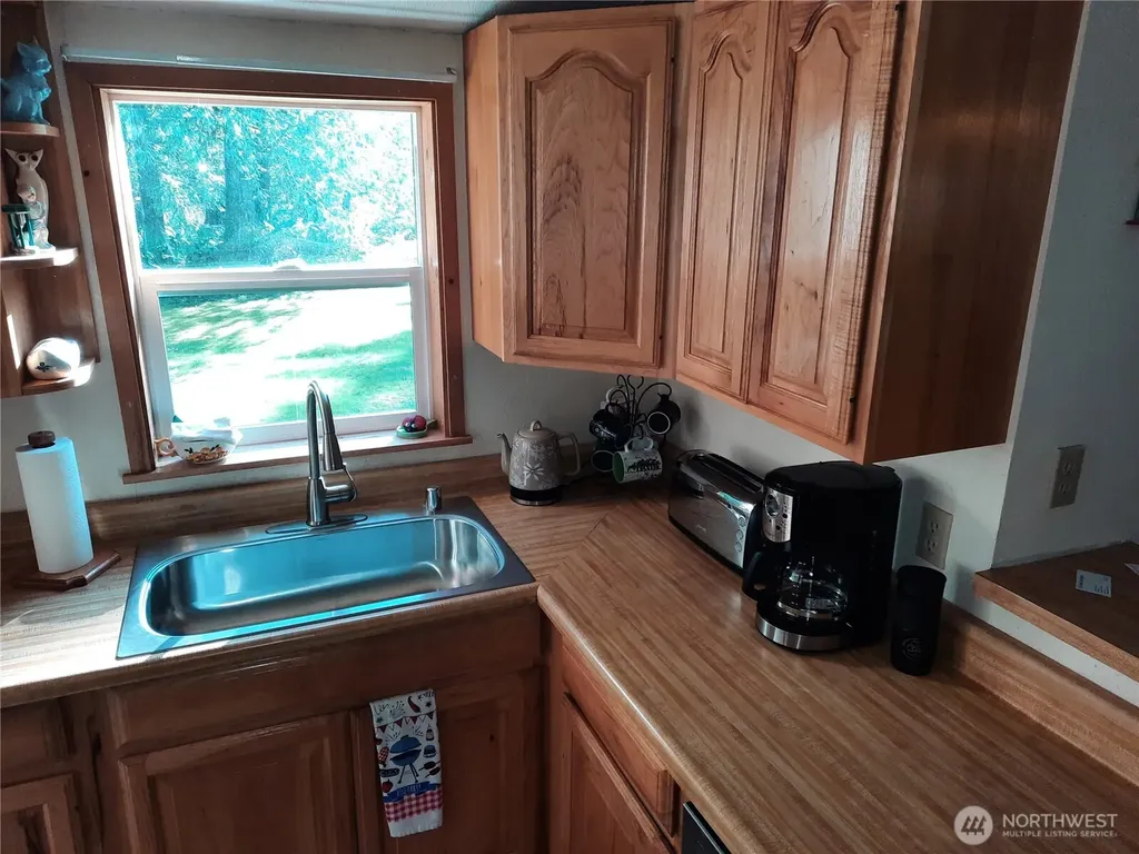 9306 Dandy Place Rockport WA 98283