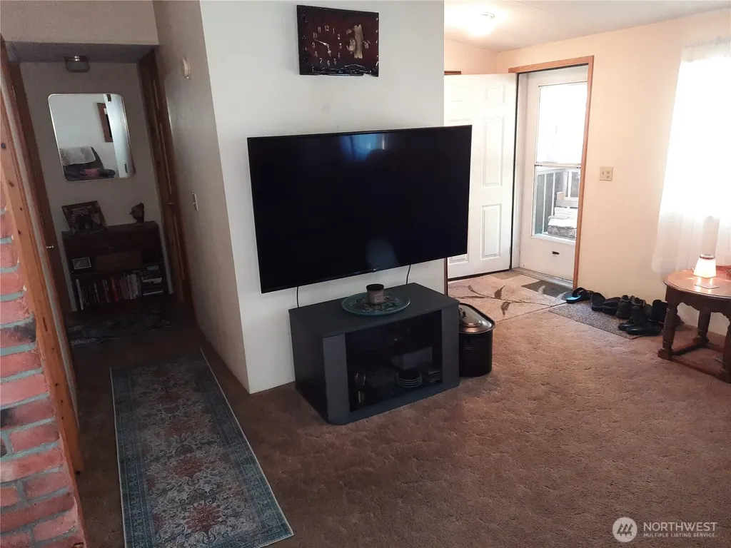 9306 Dandy Place Rockport WA 98283