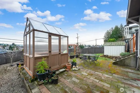 3231 Grand Avenue Everett WA 98201
