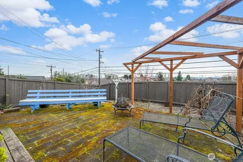 3231 Grand Avenue Everett WA 98201