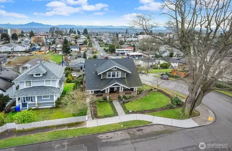 3231 Grand Avenue Everett WA 98201